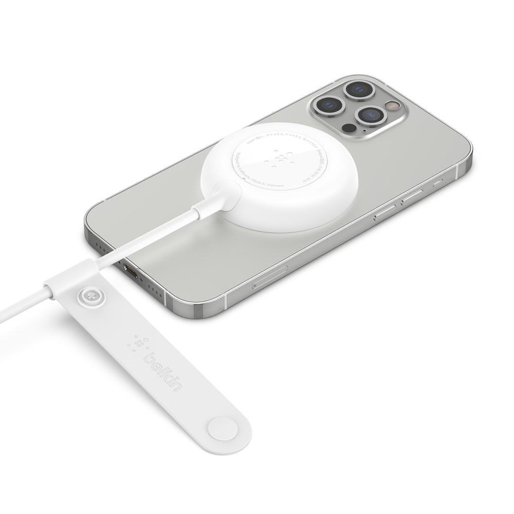 Други аксесоари - Поставка за безжично зареждане MagSafe BOOSTCHARGE Belkin с кабел, 7.5W, Бял