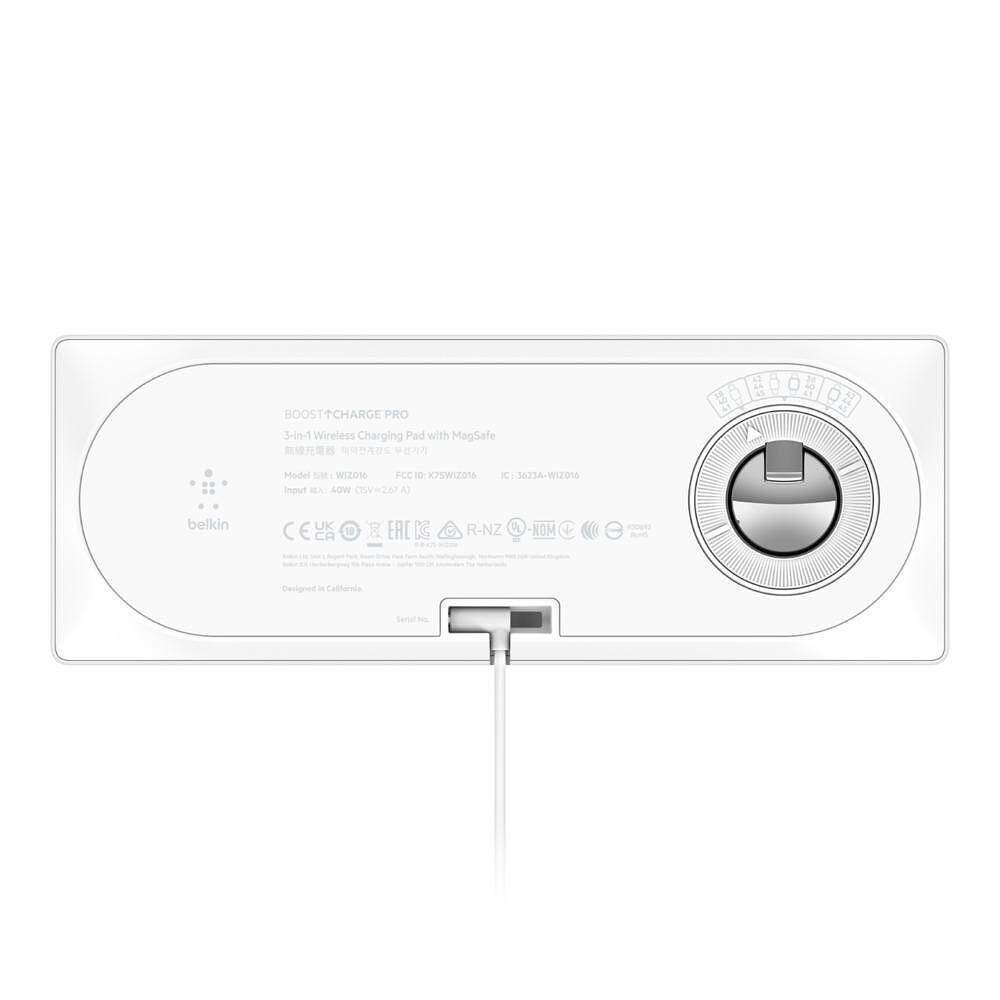 Зарядни устройствa - Поставка за безжично зареждане 3 в 1 Belkin MagSafe, Бял